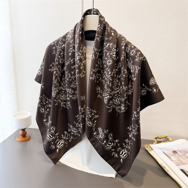 Luxury Vintage 90X90cm Square  - огляд і ціна Ascot Neck Scarf